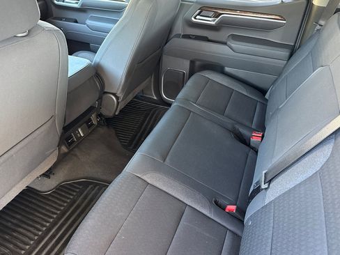 Used 2026 GMC Sierra 1500 SLE image 15