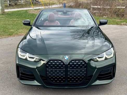 Used 2022 BMW M440i Convertible w/ Premium Package image 5