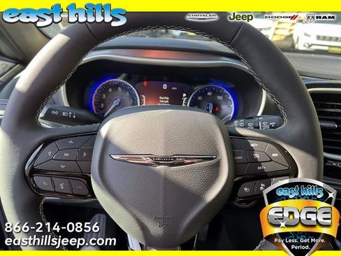 New 2026 Chrysler Pacifica Select w/ S Appearance Package image 8
