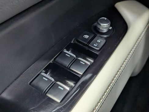 Used 2023 MAZDA CX-5 AWD 2.5 S w/ Premium Package image 17