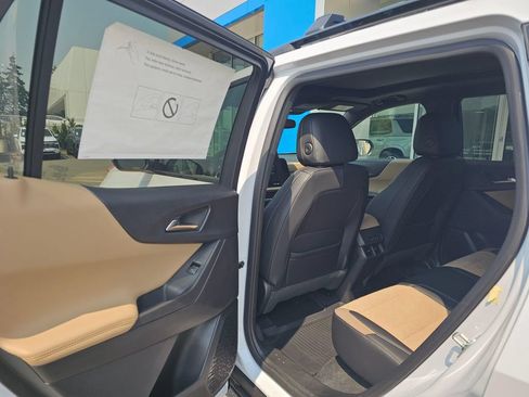New 2026 Chevrolet Equinox ACTIV w/ Convenience Package III AWD/4WD image 19