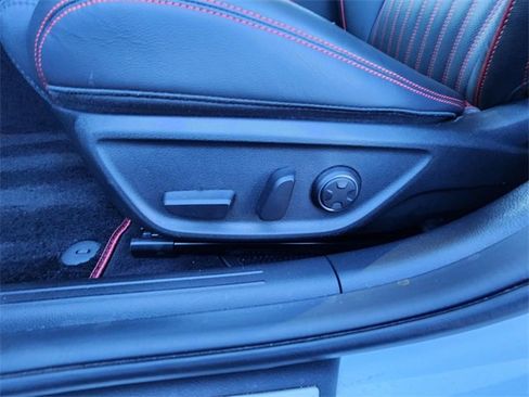 Used 2025 Genesis G70 2.5T w/ Sport Prestige Package image 18