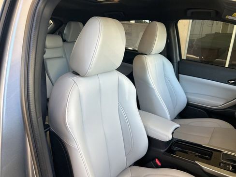 New 2026 Mitsubishi Eclipse Cross SEL image 19