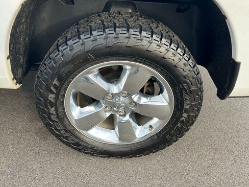 Used 2017 RAM 1500 Big Horn image 12