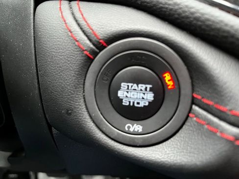 Used 2025 Dodge Durango GT AWD/4WD image 15