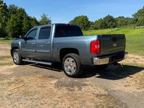 Used 2011 Chevrolet Silverado 1500 LT w/ Regional Value Package RWD image 4