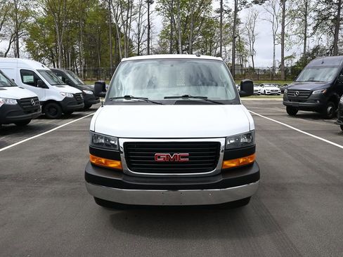 Used 2024 GMC Savana 2500 w/ Driver Convenience Package image 28