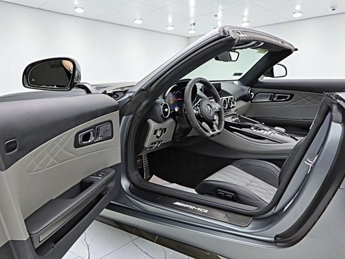 Used 2020 Mercedes-Benz AMG GT C image 42