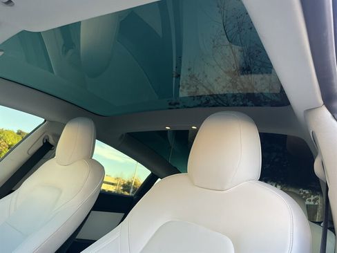 Used 2019 Tesla Model 3 Long Range image 24