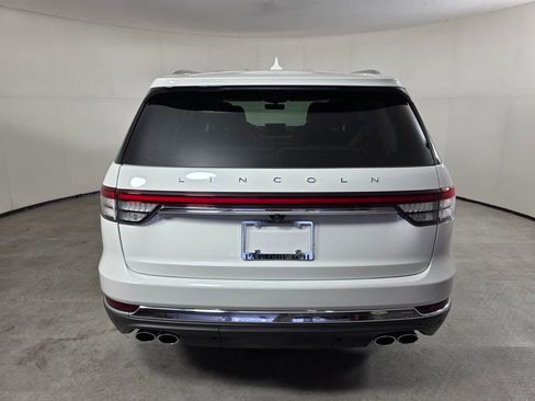 Used 2024 Lincoln Aviator Reserve w/ Equipment Group 201A image 5