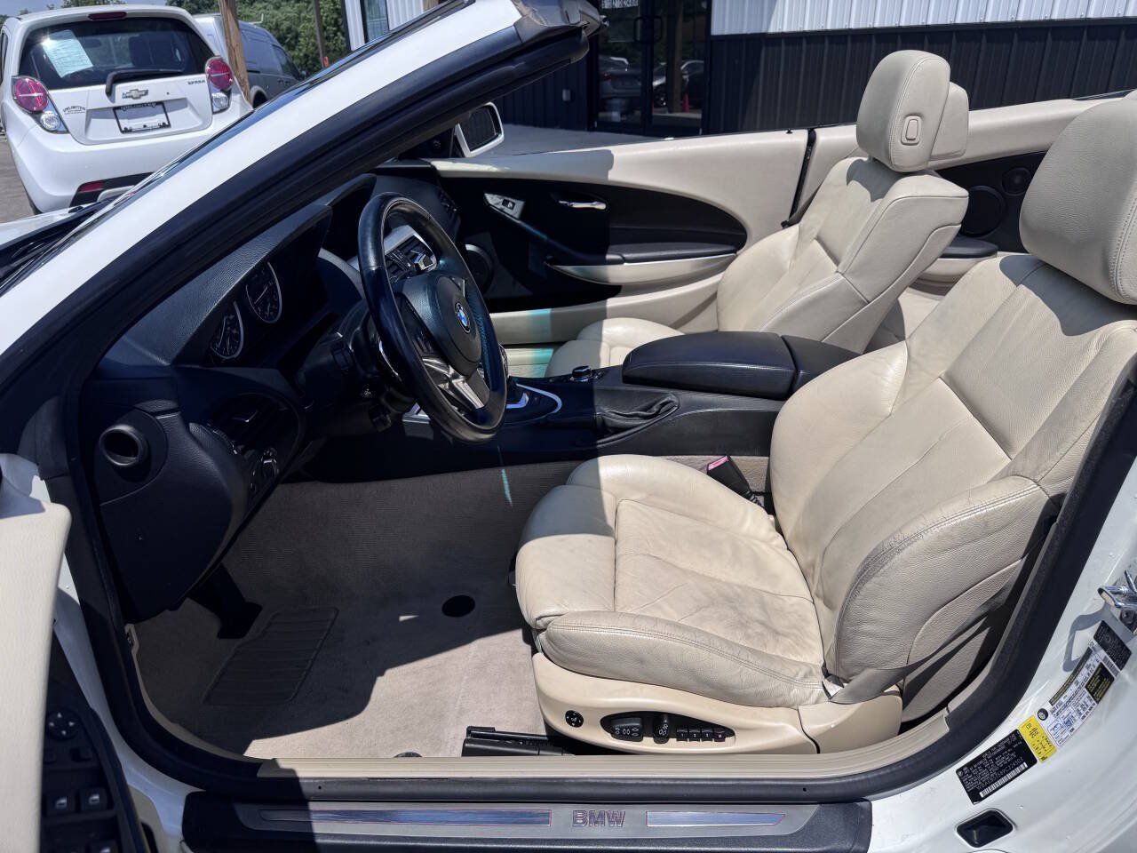 Used 2009 BMW 650i Convertible w/ Sport Pkg RWD image 17