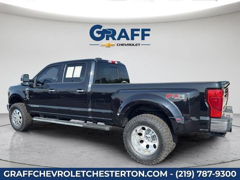Used 2022 Ford F350 XLT w/ XLT Premium Package AWD/4WD image 4