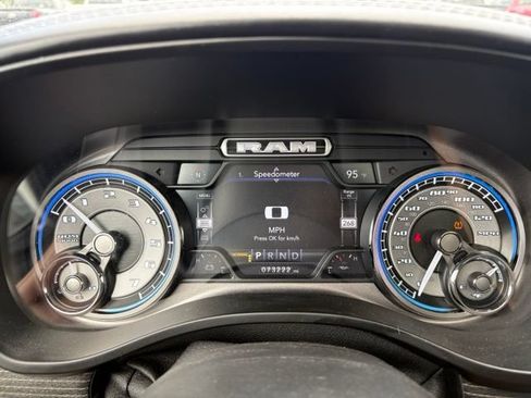 Used 2019 RAM 1500 Limited AWD/4WD image 25