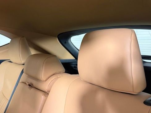 Used 2025 Lexus NX 250 FWD w/ Towing Package (2000 Lbs) image 23