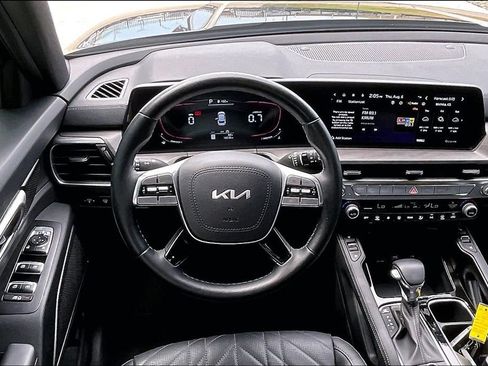 Used 2025 Kia Telluride EX X-Line AWD/4WD image 5