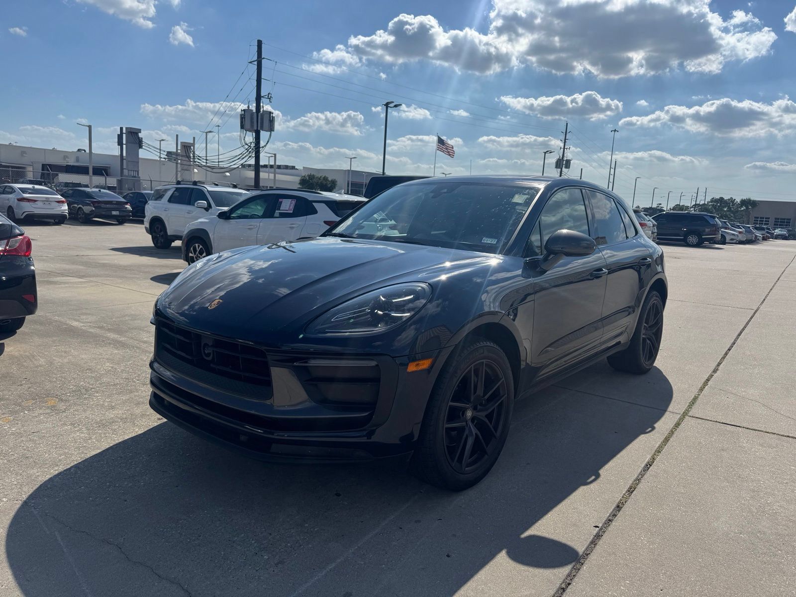 Used 2023 Porsche Macan Turbo AWD/4WD image 1