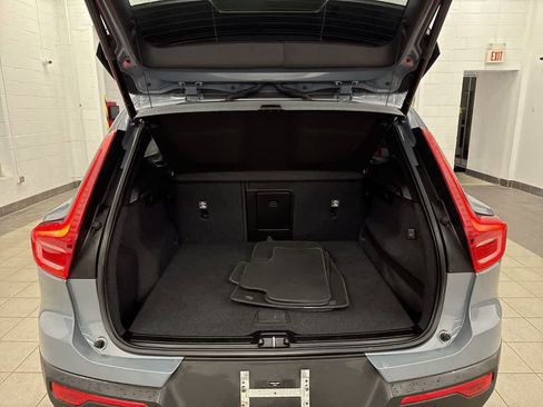 Used 2020 Volvo XC40 T5 Momentum AWD/4WD image 11