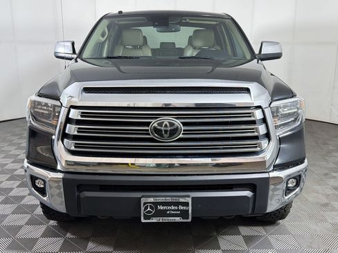 Used 2018 Toyota Tundra Limited w/ Limited Premium Package AWD/4WD image 6