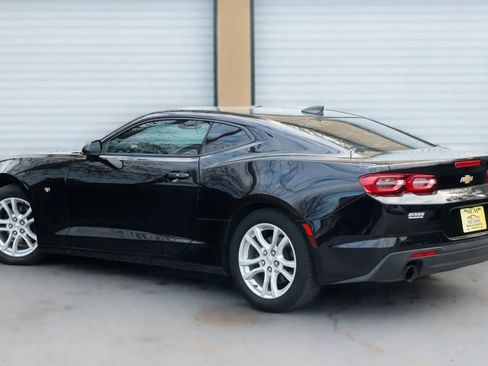 Used 2019 Chevrolet Camaro LS image 10