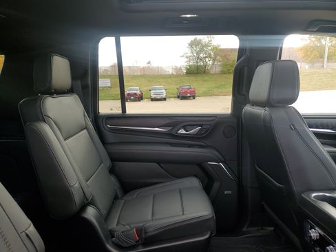 Certified 2024 GMC Yukon XL Denali w/ Max Trailering Package image 34