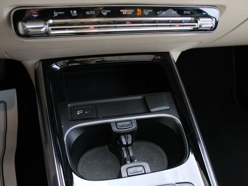 Used 2021 Mercedes-Benz GLA 250 4MATIC image 15