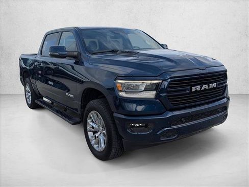 Used 2023 RAM 1500 Laramie AWD/4WD image 3