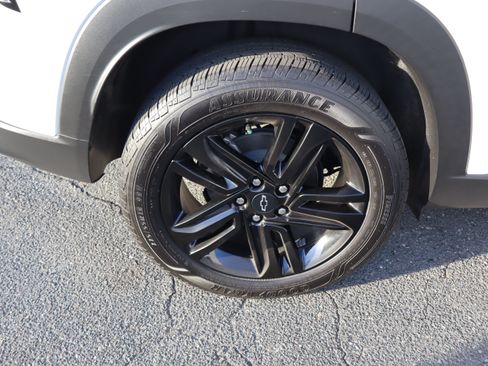 Used 2026 Chevrolet Trax ACTIV w/ Driver Confidence Package FWD image 37