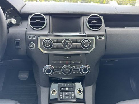 Used 2016 Land Rover LR4 HSE LUX AWD/4WD image 37