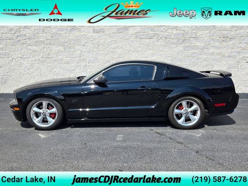 Used 2006 Ford Mustang GT Premium RWD image 2