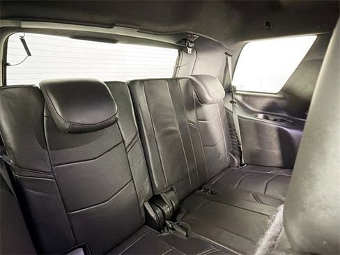 Used 2020 Cadillac Escalade Platinum image 26