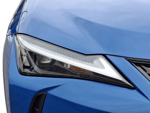 Used 2023 Lexus UX 250h AWD w/ Premium Package image 10