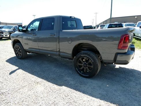 New 2026 RAM 2500 Laramie w/ Night Edition AWD/4WD image 7