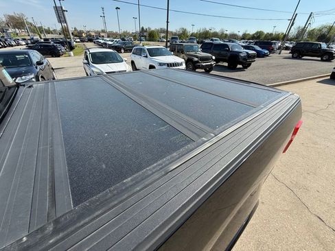 Used 2018 Ford F150 XLT w/ Equipment Group 302A Luxury image 8