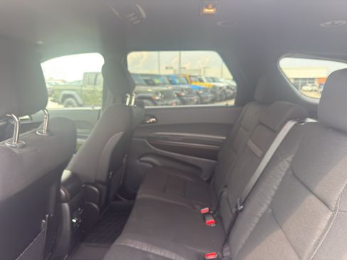 Used 2025 Dodge Durango GT w/ Blacktop Package AWD/4WD image 33