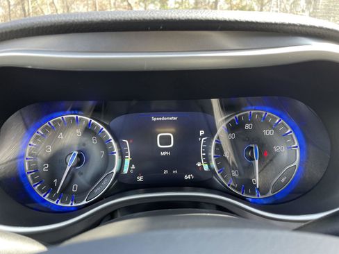 New 2026 Chrysler Pacifica Select image 16