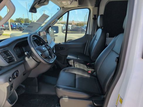 New 2026 Ford Transit 250 148 Medium Roof w/ Load Area Protection Package image 6