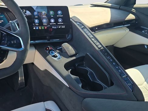Used 2023 Chevrolet Corvette Stingray Premium Cpe RWD image 13