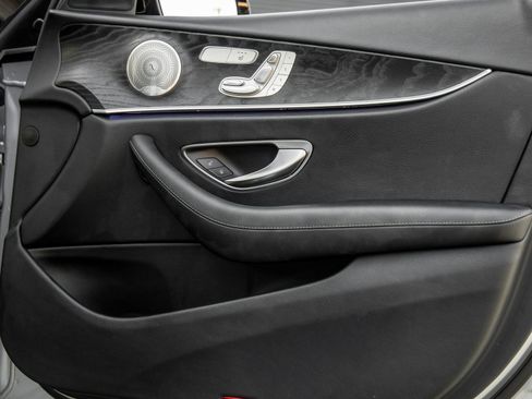 Used 2023 Mercedes-Benz E 350 Sedan image 34