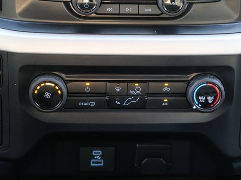 Certified 2023 Ford F150 XLT AWD/4WD image 18