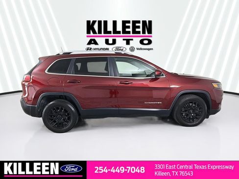 Used 2020 Jeep Cherokee Latitude Plus FWD image 10