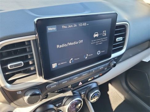 New 2025 Hyundai Venue SEL image 18