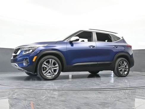 Used 2023 Kia Seltos S image 47