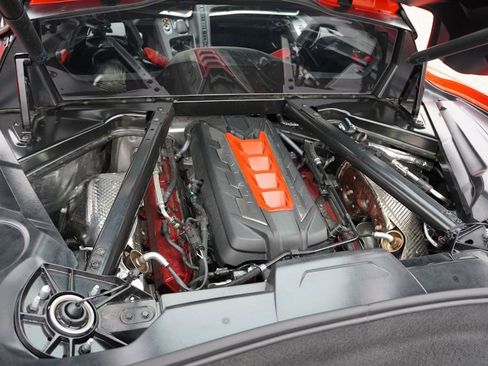 Used 2024 Chevrolet Corvette Stingray Premium Cpe w/ Z51 Performance Package image 18