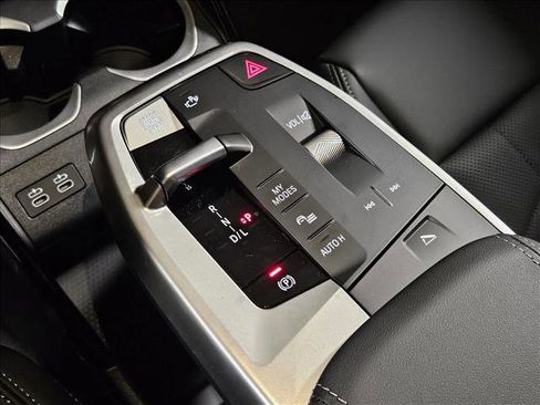 Used 2026 BMW X1 xDrive28i w/ Convenience Package image 11