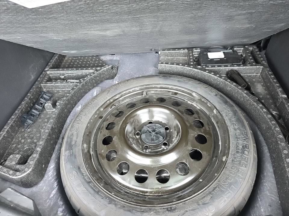 Used 2019 Ford Escape SE FWD image 18