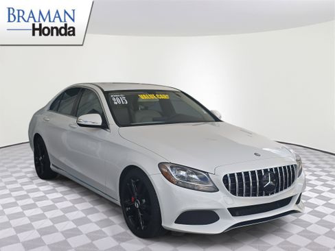 Used 2015 Mercedes-Benz C 300 Sedan image 2