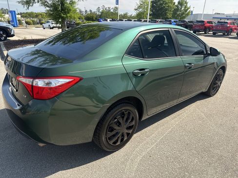Used 2016 Toyota Corolla LE FWD image 7