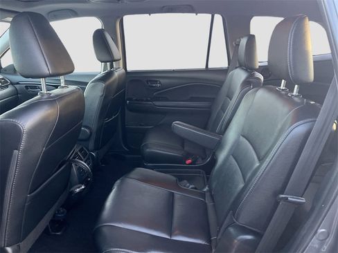 Used 2022 Honda Pilot Touring image 26