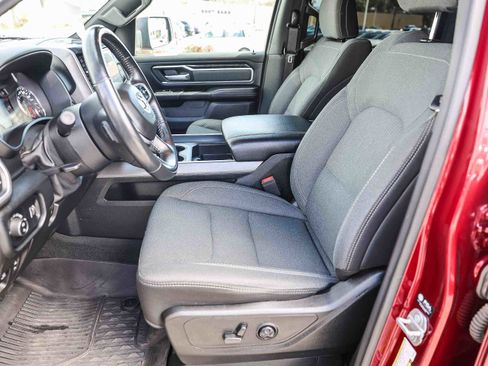 Used 2021 RAM 1500 Big Horn image 9