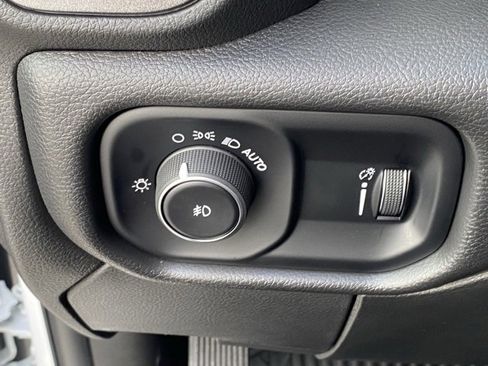 New 2026 RAM 5500 Tradesman w/ Chrome Appearance Group image 25